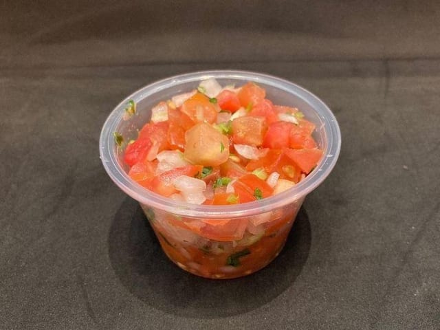 Pico de Gallo (Fresh Tomato Salsa, 4 oz).