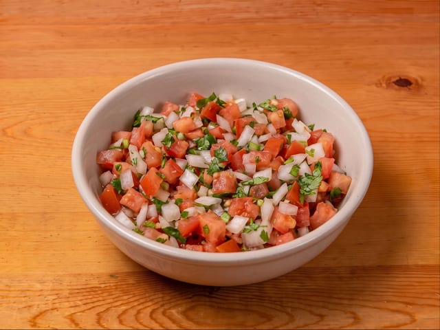 4oz Pico de Gallo.