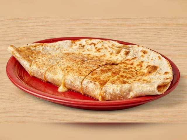 Super Quesadilla (Choice of Meat).