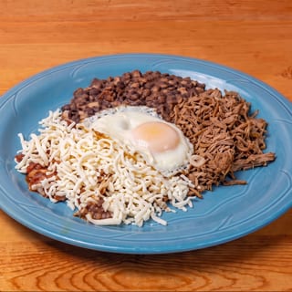 Chilaquiles Rojos