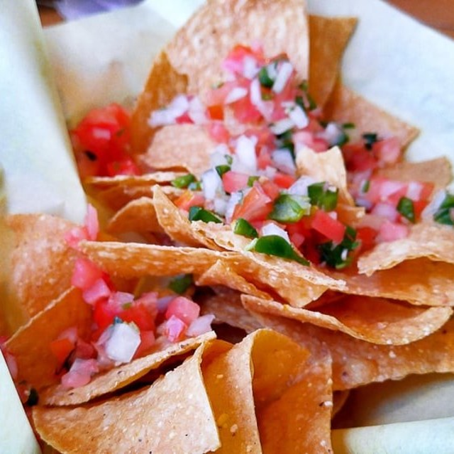 Chips & Salsa.