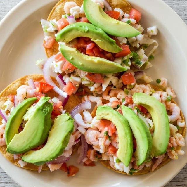 Tostada De Camarones.